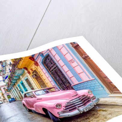 Vintage car in Havana by Assaf Frank